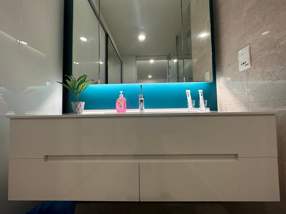 Tropicana The Residences Klcc View 53f Infinity Pool Pangsapuri