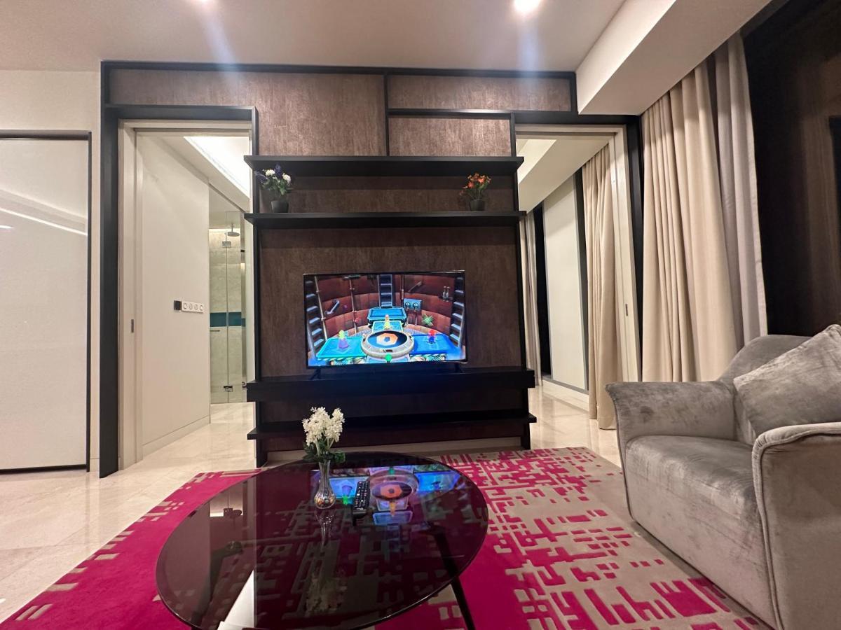 Tropicana The Residences Klcc View 53f Infinity Pool Pangsapuri *